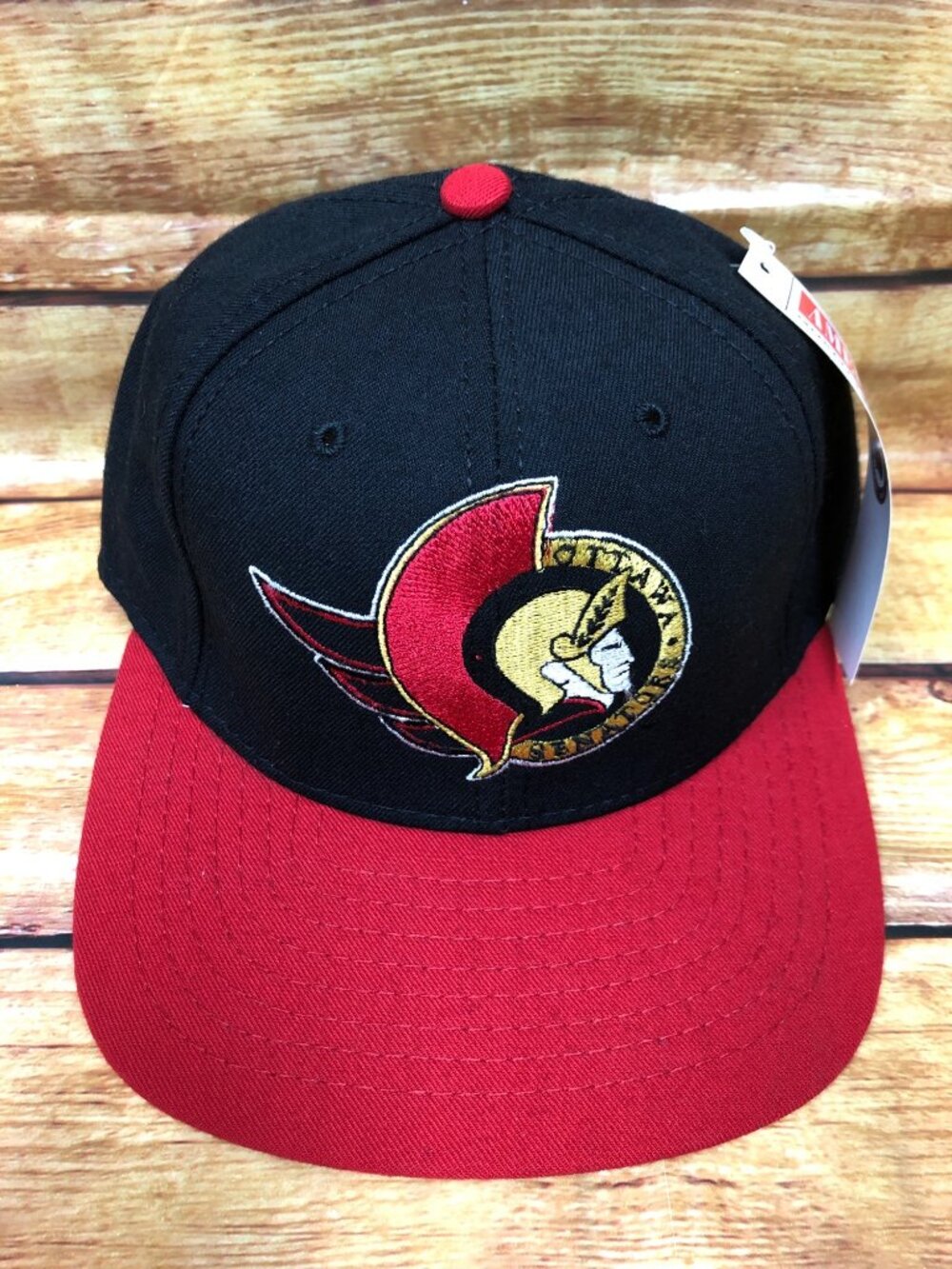 NWT NOS Vintage 6 7/8 Fitted Ottawa Senators Hockey NHL CCM Hat Cap